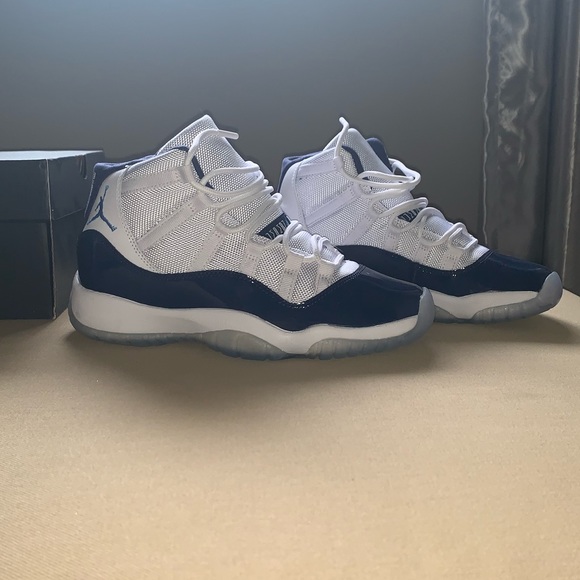 Air Jordan Retro 11 BG - Picture 3 of 6